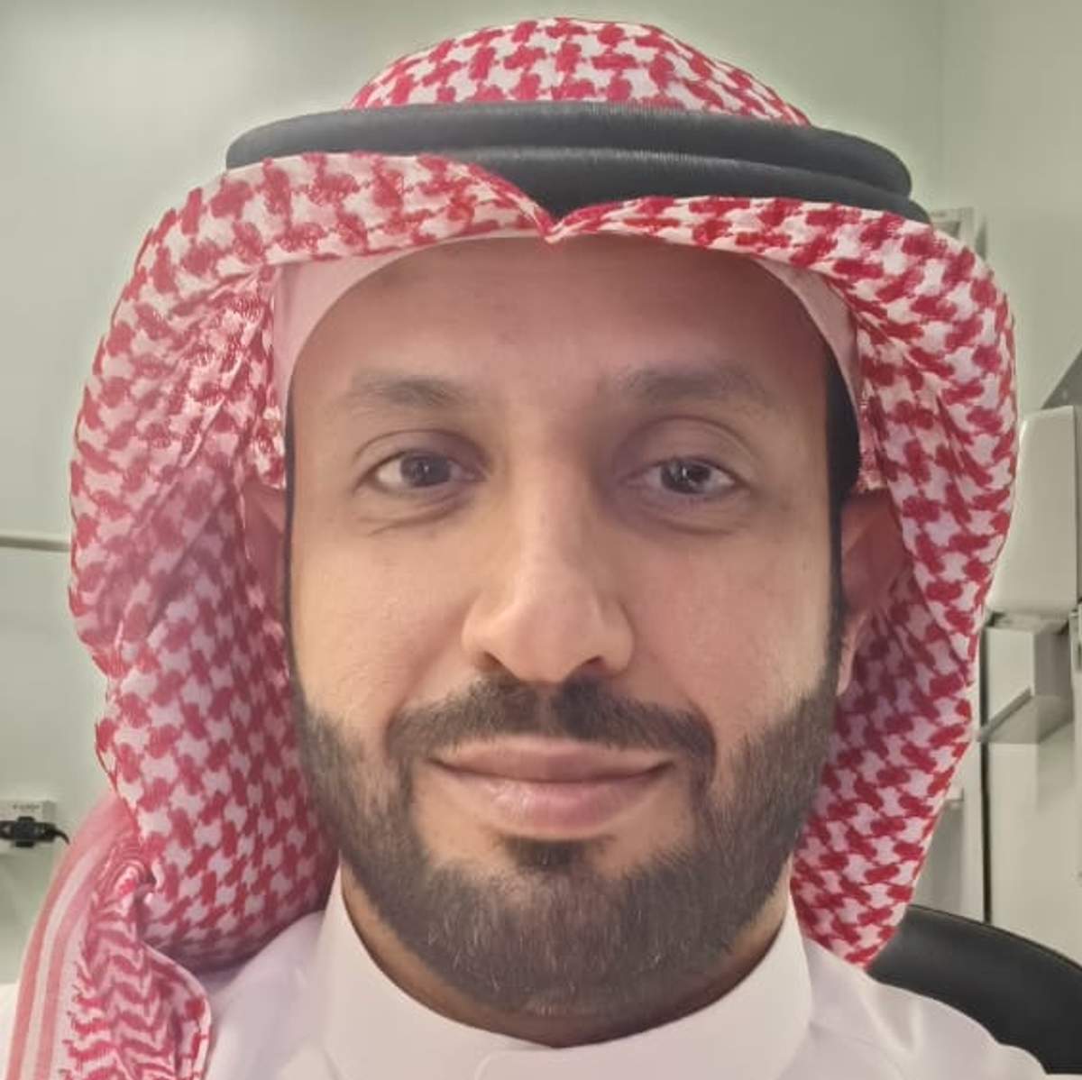 Dr. Ayman Albdah